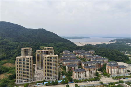 贺庄独院上下两层4室2厅1卫150m2简单装修